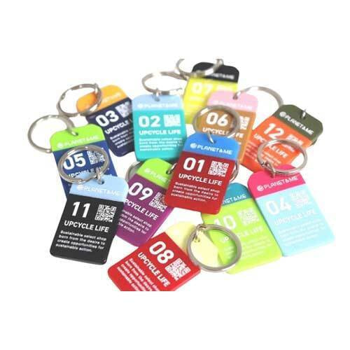 アクリル端材で作った キーホルダー